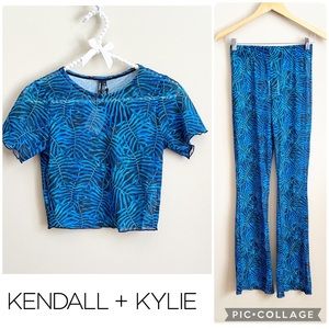 NWT Kendall & Kylie Blue Leaf Two Piece Swim Coverup